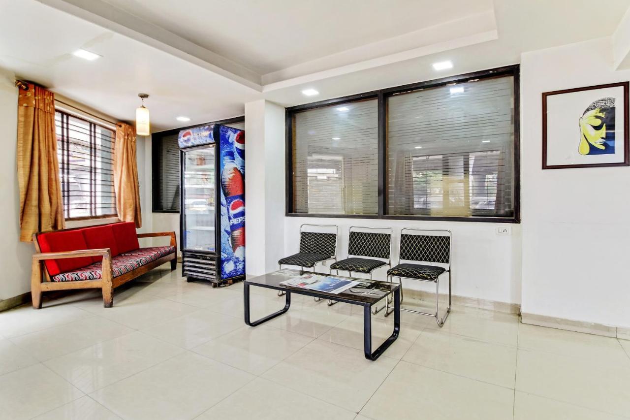Oyo 48418 Sai Pritam Hotel Nashik Exterior foto
