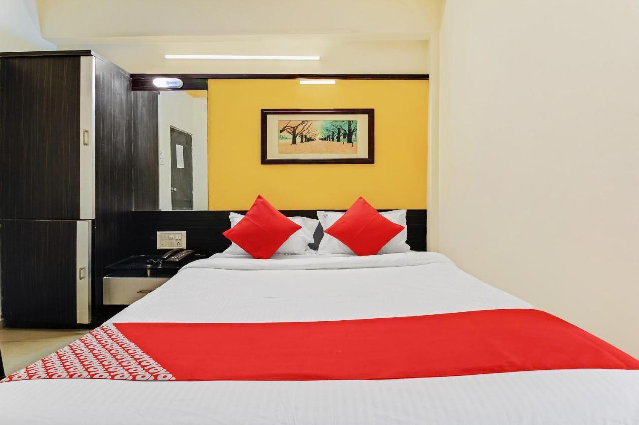 Oyo 48418 Sai Pritam Hotel Nashik Exterior foto
